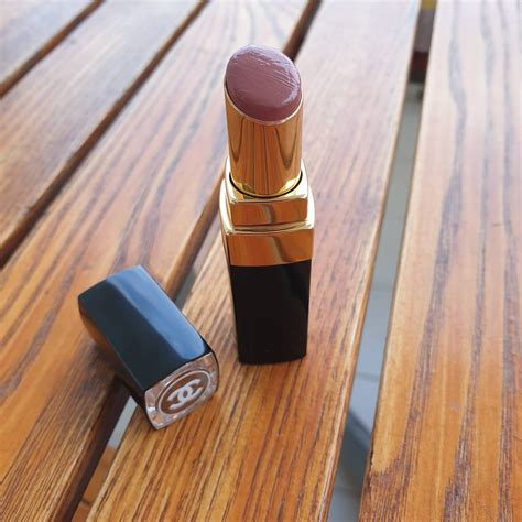 chanel líptick no 5|Chanel red lipstick review.